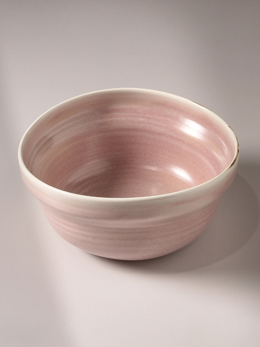 Grand saladier en argile rose